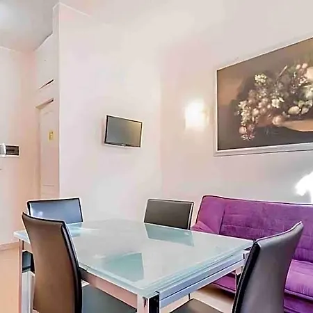Dolcevita's House